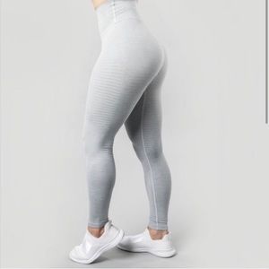 🤍Alphalete Halo Leggings🤍